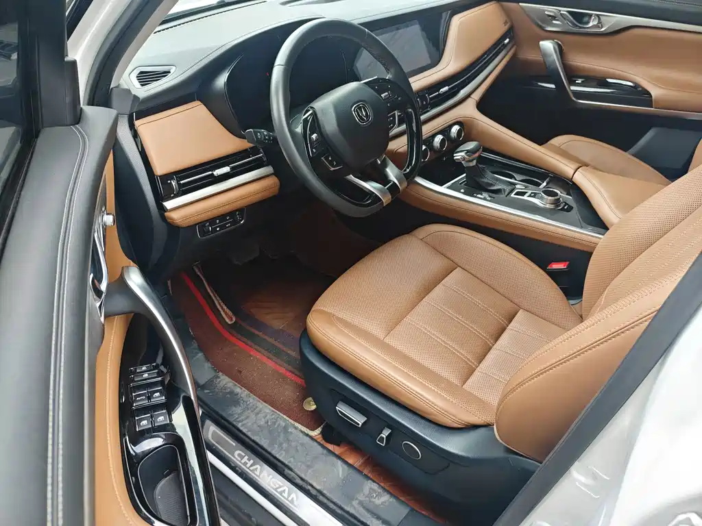 Changan CS95 — миниатюра 4
