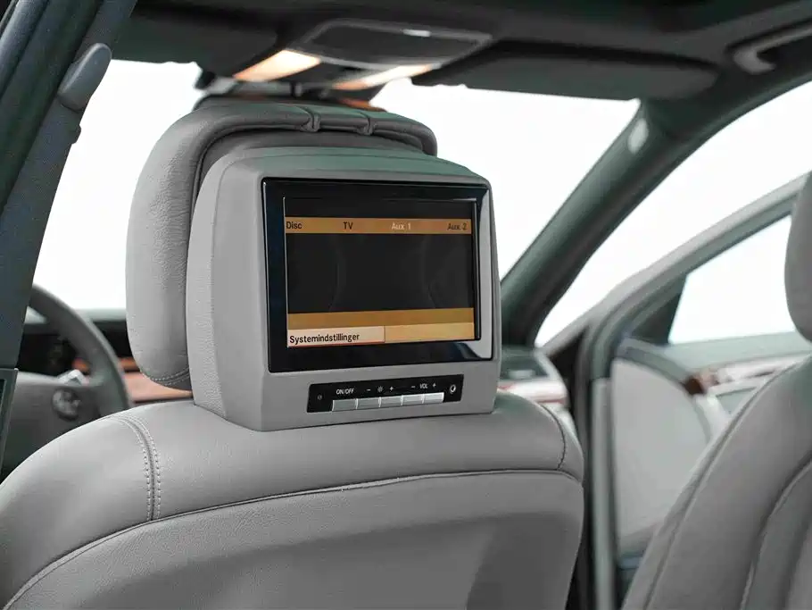 Mercedes-Benz S-Class — миниатюра 13