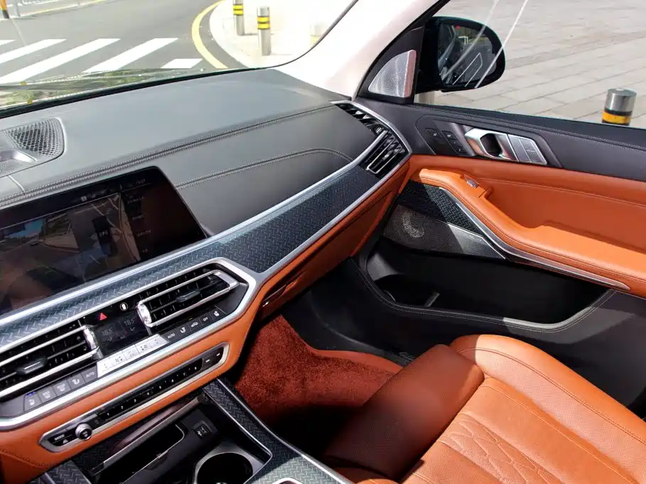 BMW X7 — миниатюра 6