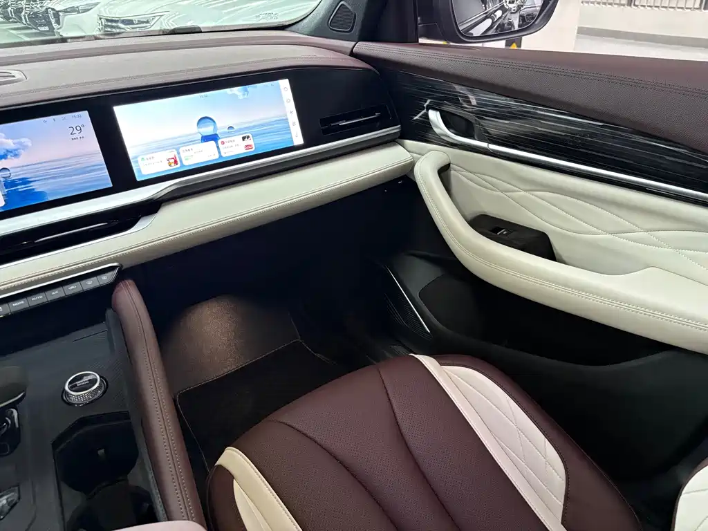 Geely Xingyue L — миниатюра 10