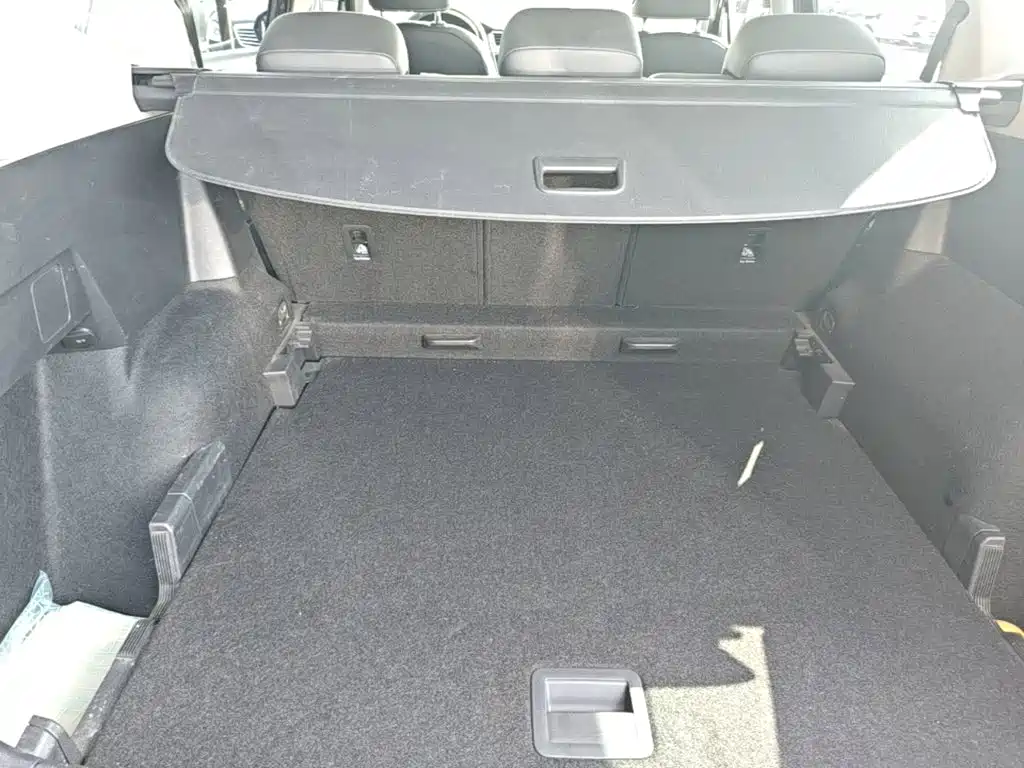 Volkswagen Tiguan L — миниатюра 19