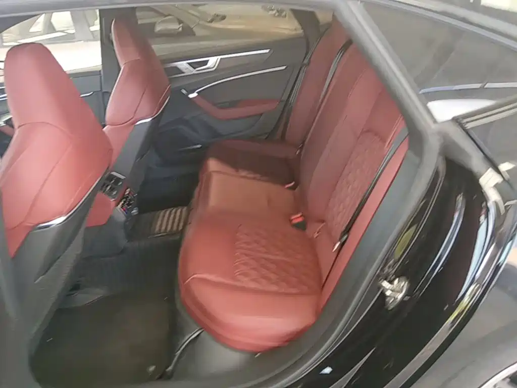 Audi A7L — миниатюра 17