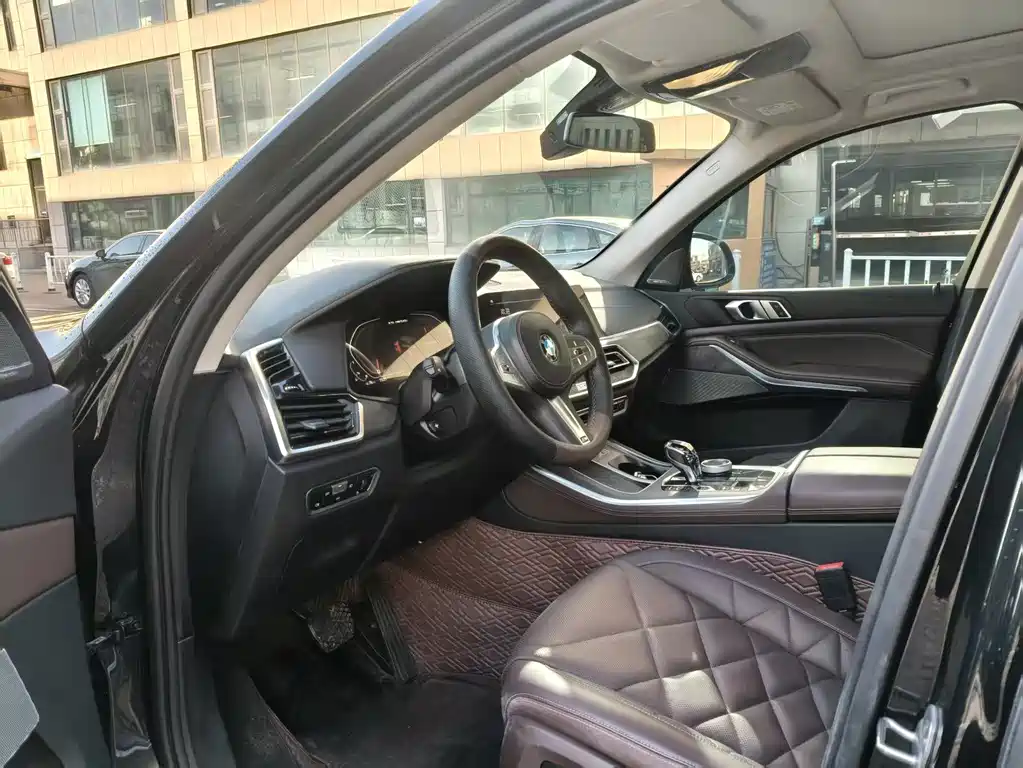 BMW X5 Facelift xDrive 30Li Premium Type M Sport Package, фото 7