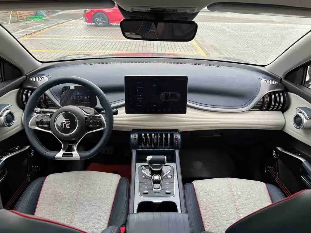 BYD Yuan Plus — миниатюра 9