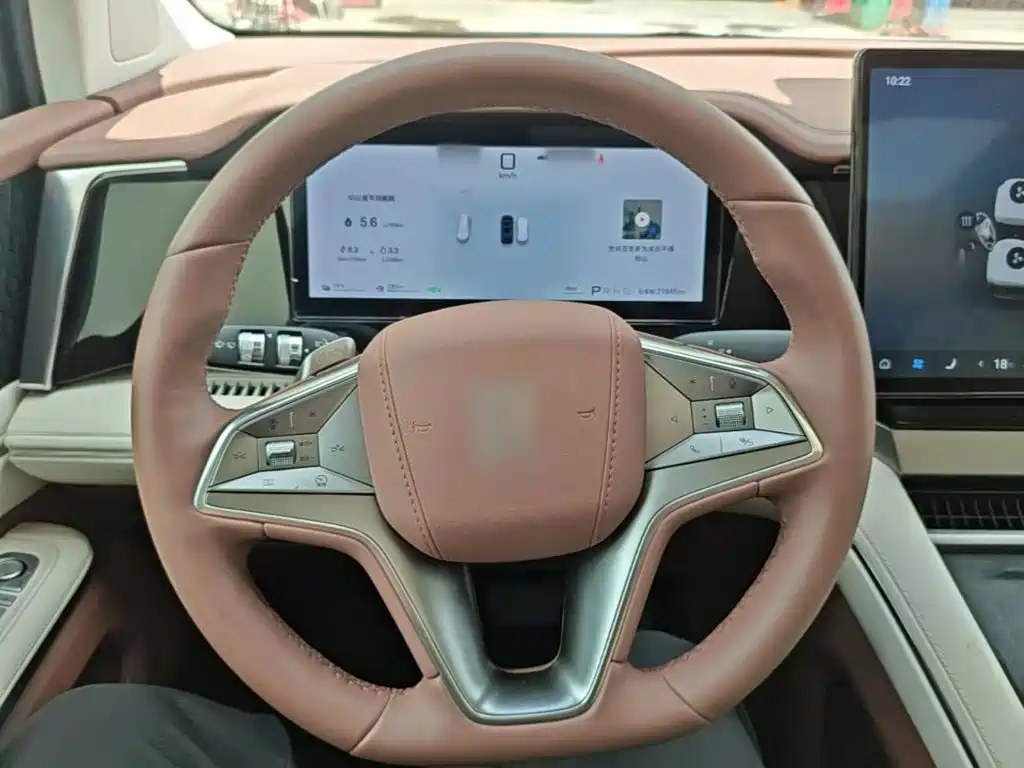 BYD Xia — миниатюра 11