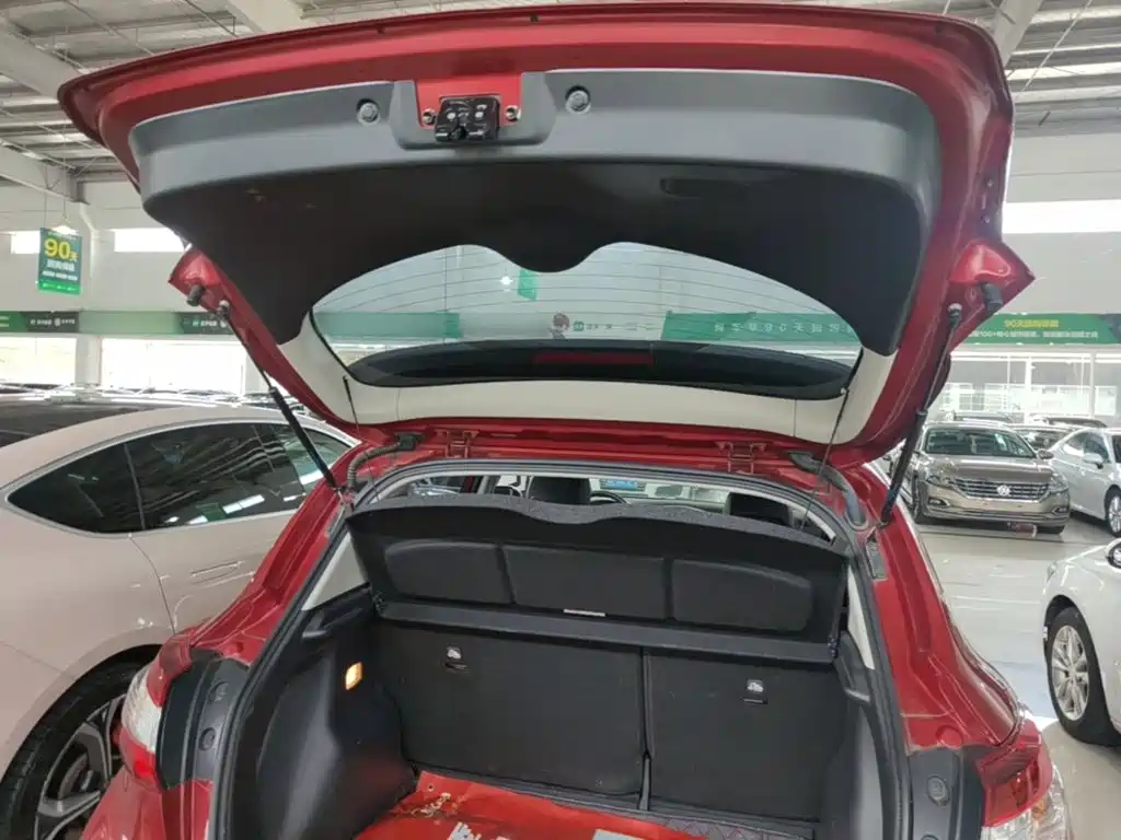 Nissan Tiida — миниатюра 19