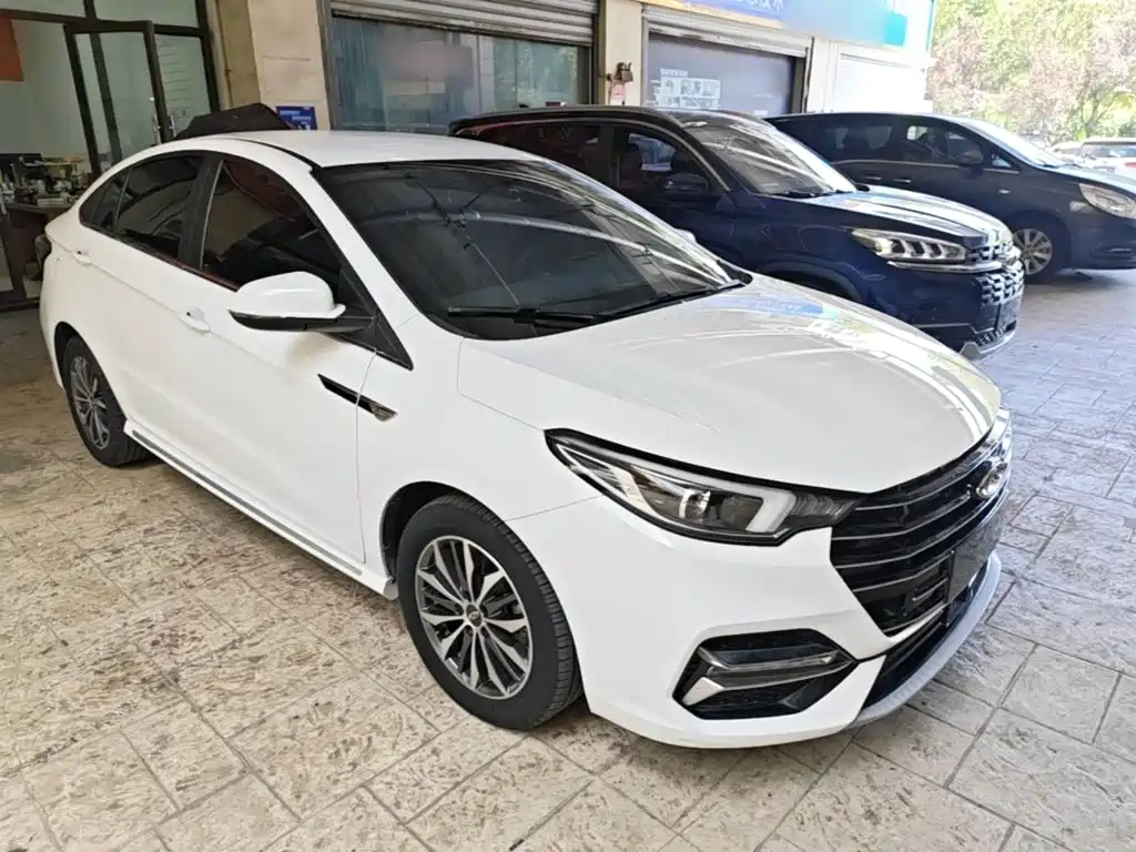 Chery Arrizo 5 PLUS — миниатюра 4