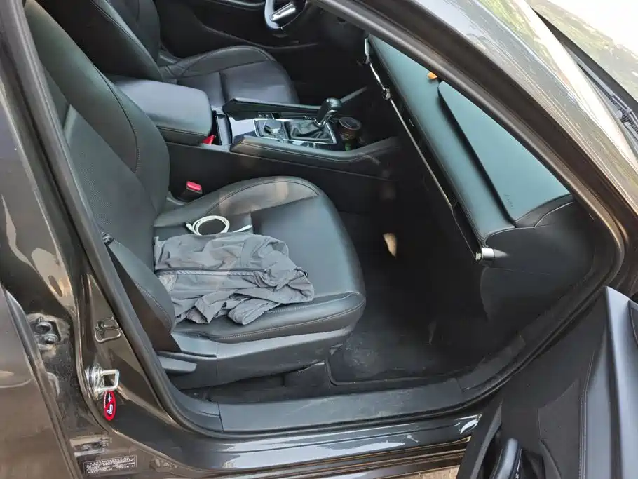 Mazda 3 Axela — миниатюра 8