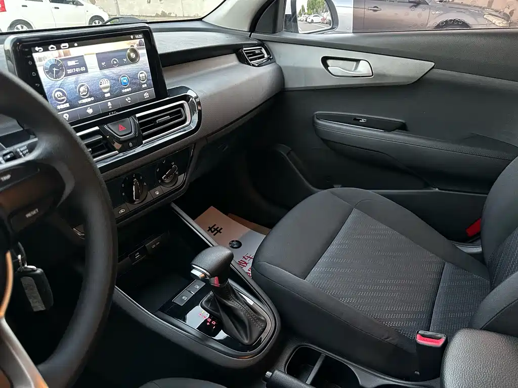 Kia Forte — миниатюра 15