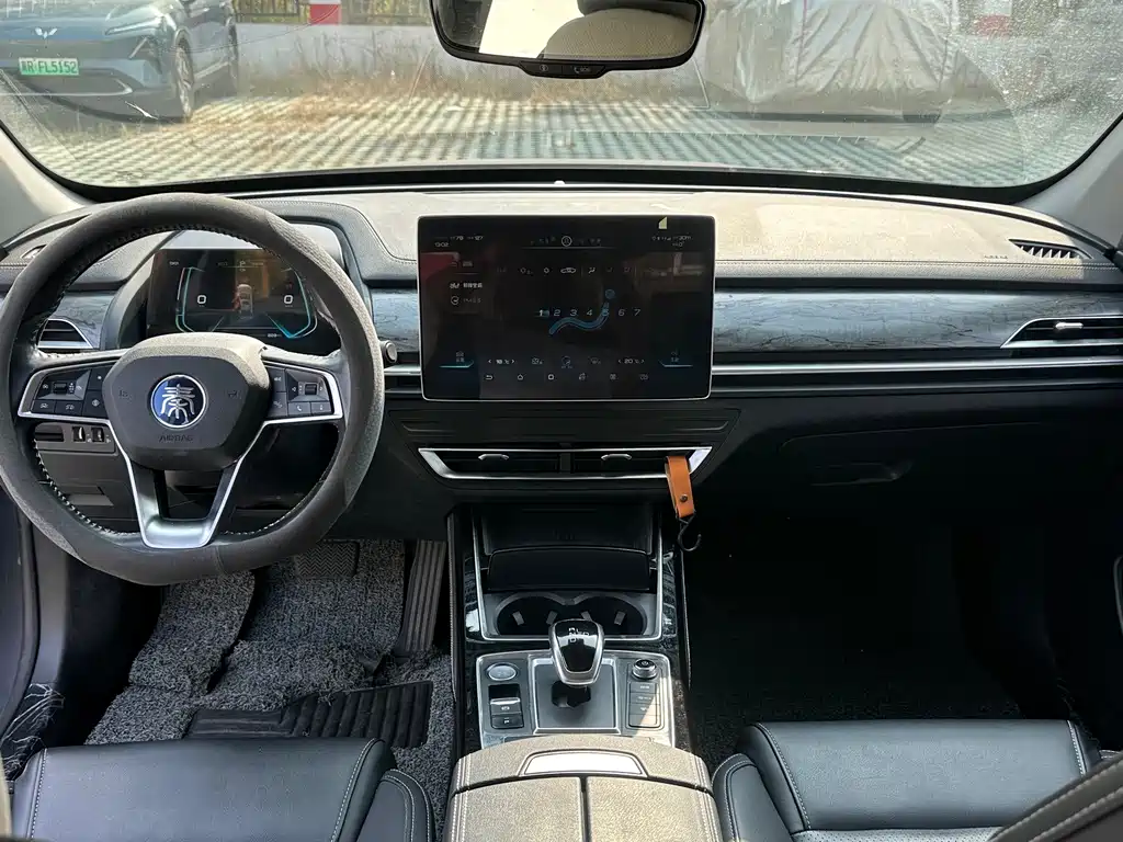 BYD Qin Pro NEV — миниатюра 7