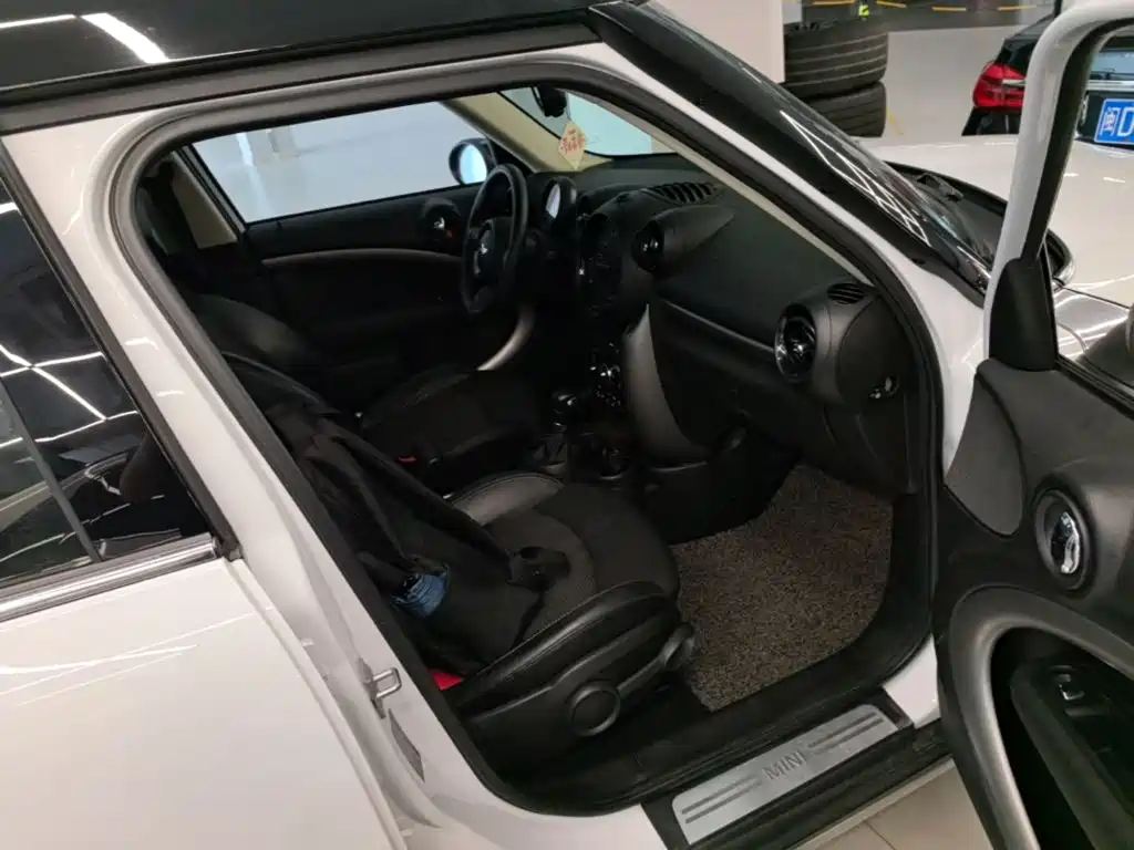 MINI Mini Countryman — миниатюра 9