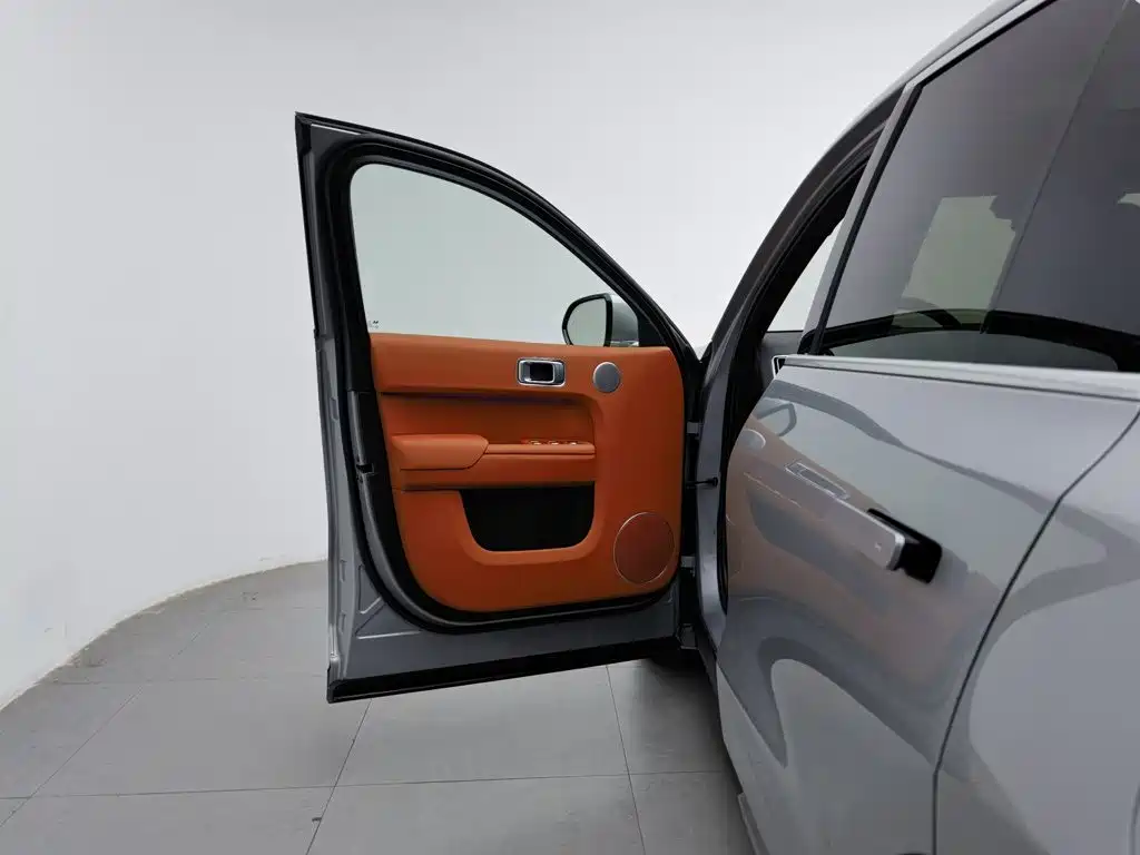 Li Auto Li L8 — миниатюра 8