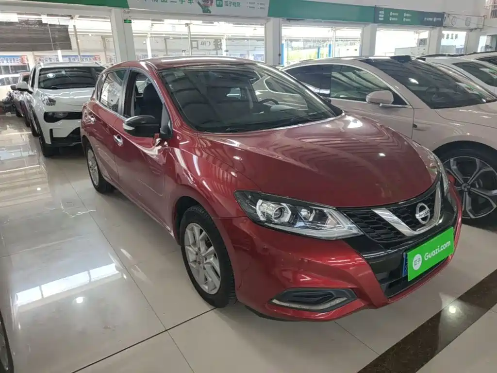 Nissan Tiida — миниатюра 4
