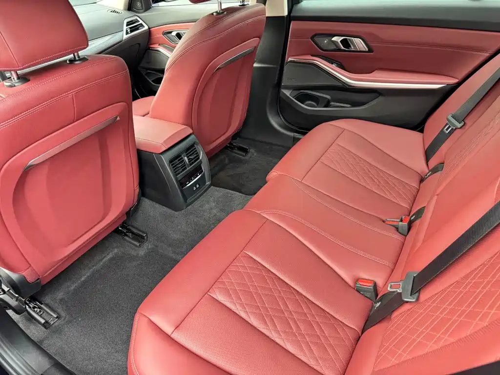 BMW 3 Series — миниатюра 9