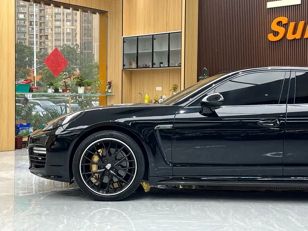 Porsche Panamera — миниатюра 13