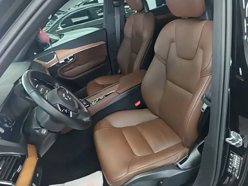 Volvo XC90 — миниатюра 15