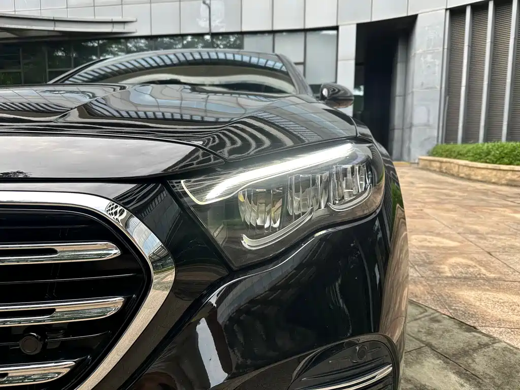 Mercedes-Benz E-Class New Energy — миниатюра 4