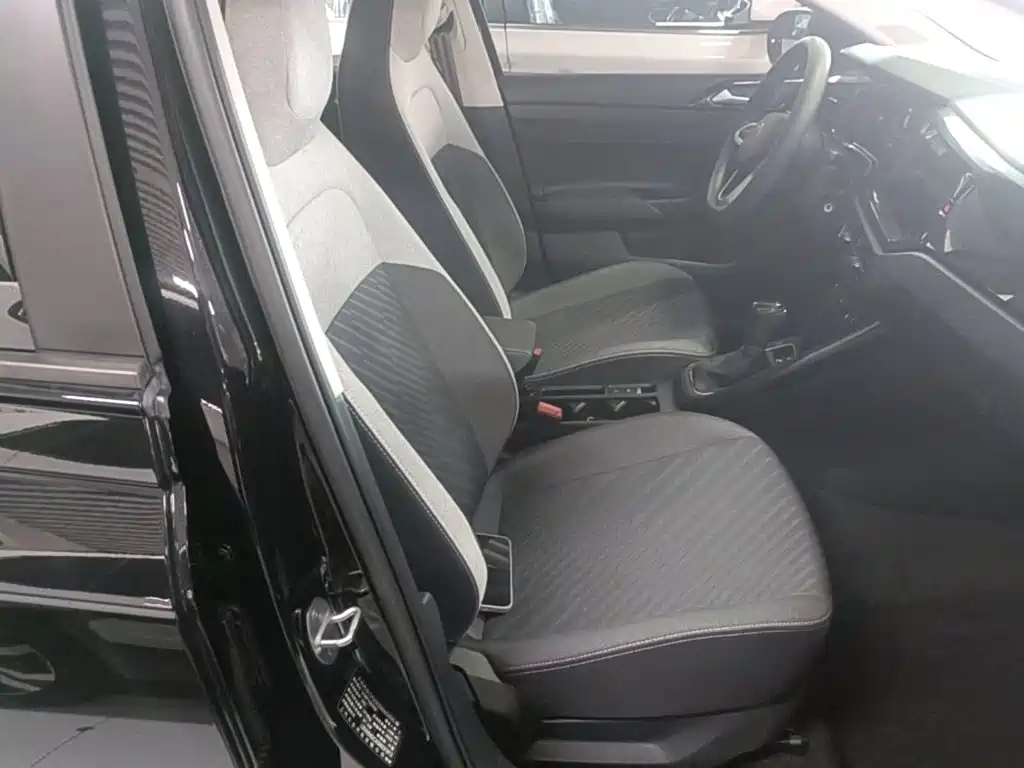 Volkswagen Lavida — миниатюра 25