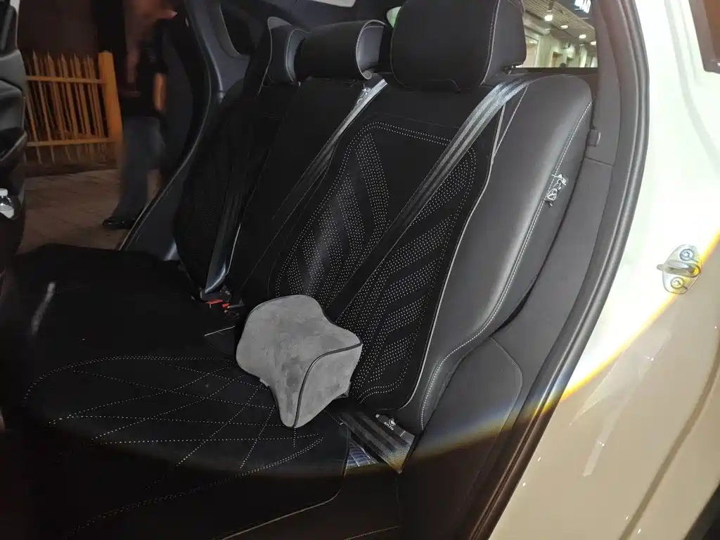 Nissan Qashqai — миниатюра 18