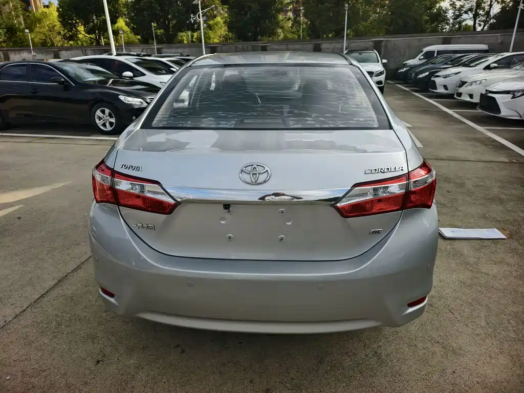 Toyota Corolla — миниатюра 6