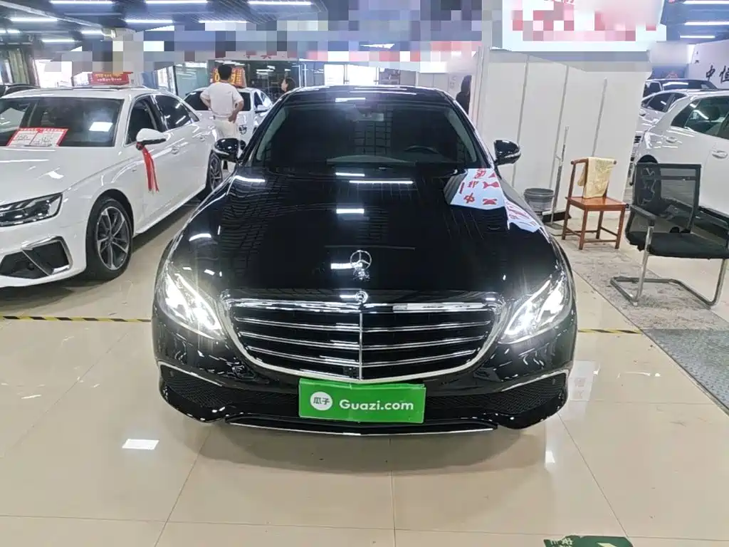 Mercedes-Benz E-Class — миниатюра 3