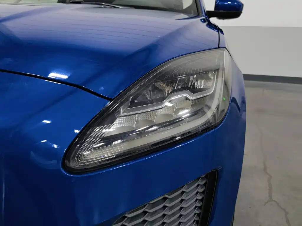 Jaguar E-PACE — миниатюра 7