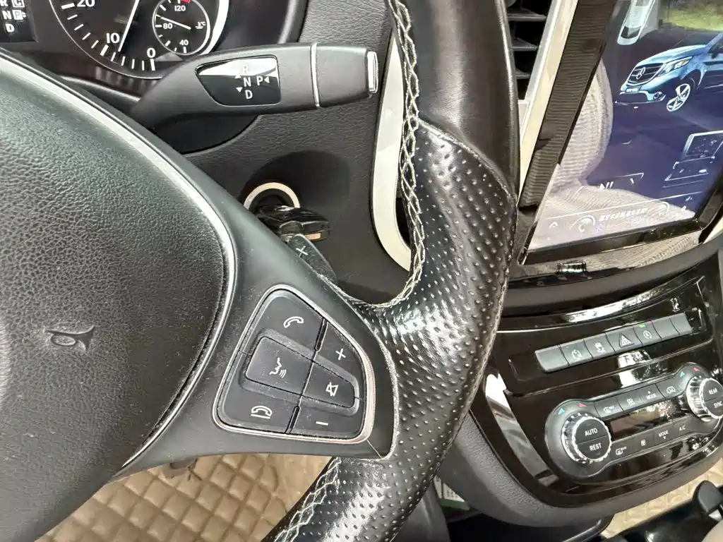 Mercedes-Benz Vito — миниатюра 10