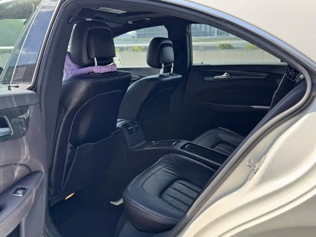 Mercedes-Benz CLS — миниатюра 5