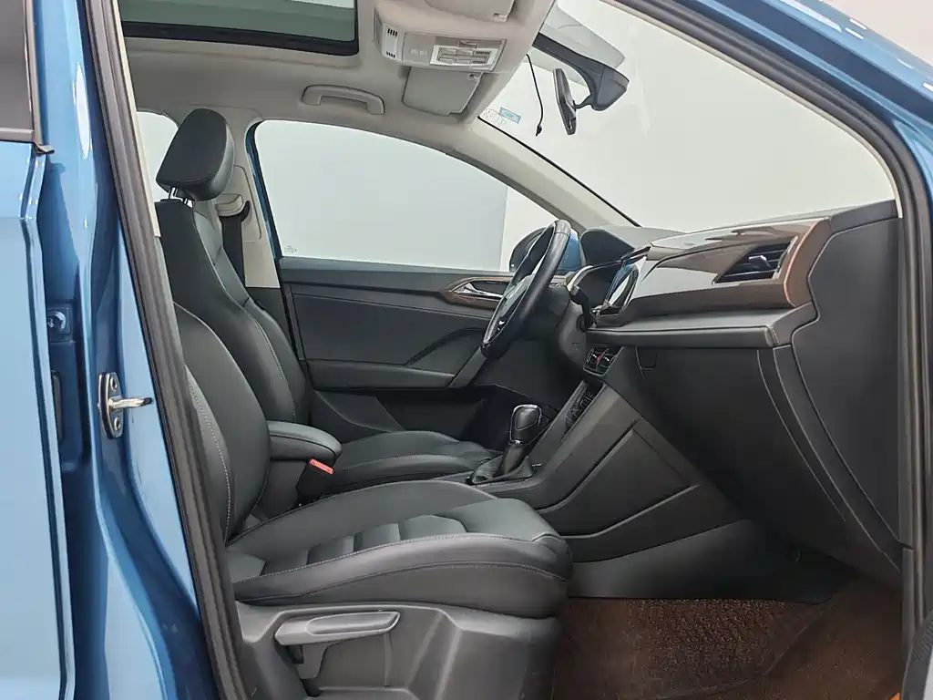 Volkswagen Tharu 2021 280TSI Comfort
