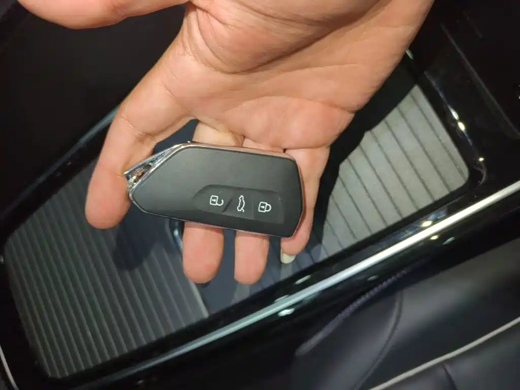 Volkswagen ID.4 X — миниатюра 9