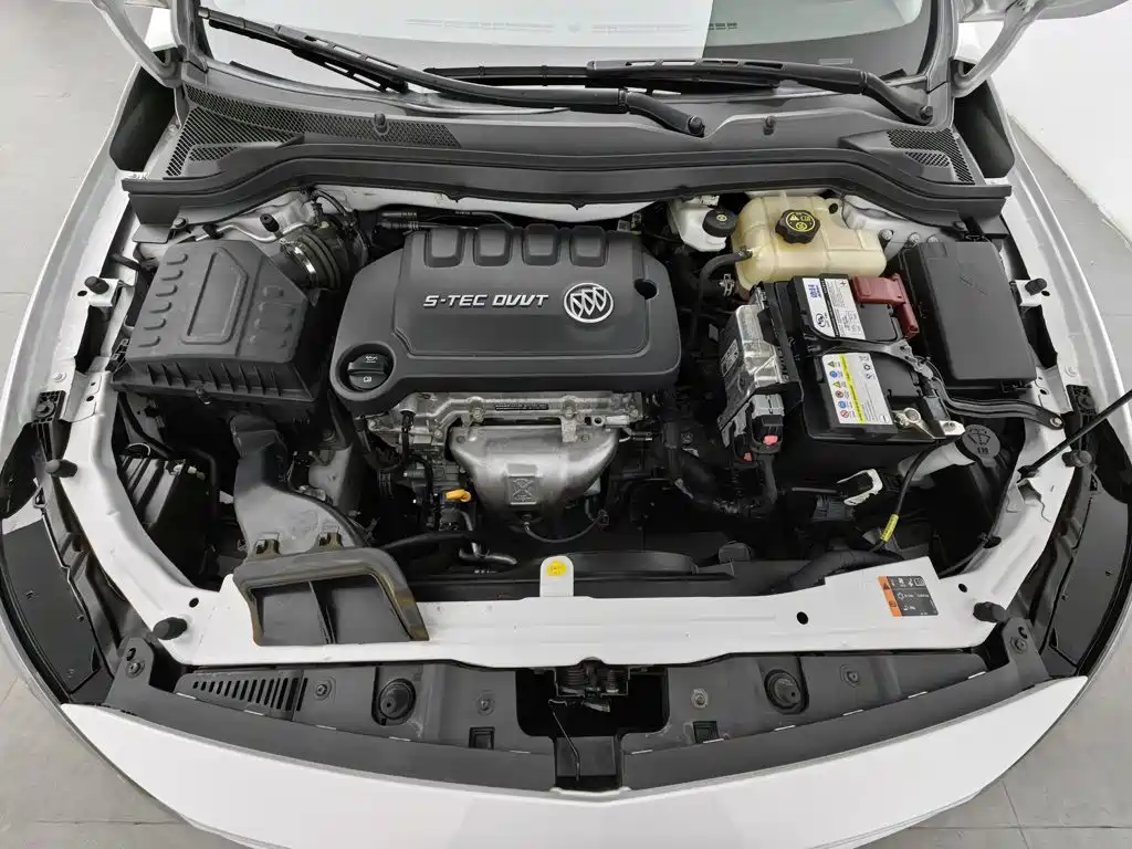 Buick Excelle — миниатюра 6