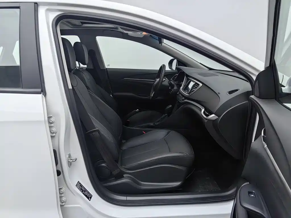 Buick Excelle — миниатюра 23