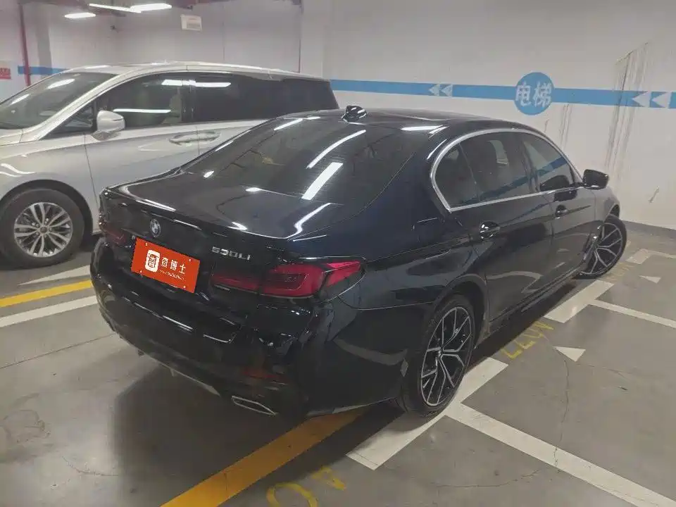 BMW 5 Series — миниатюра 3
