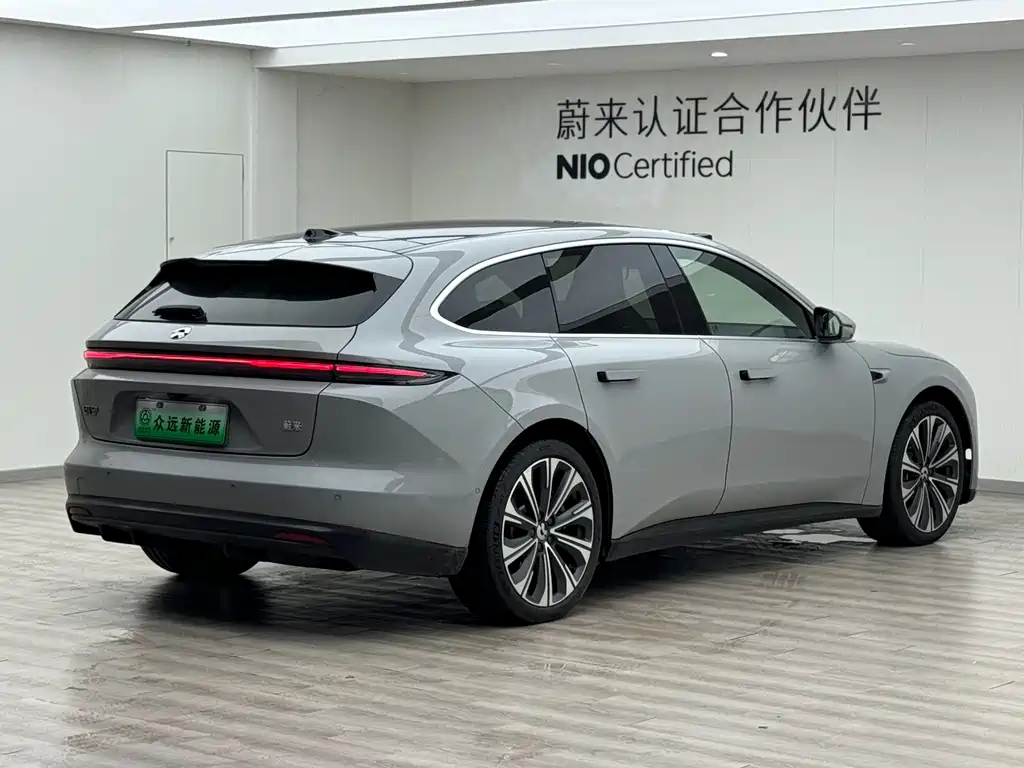 NIO ET5T 2025 75kWh Touring