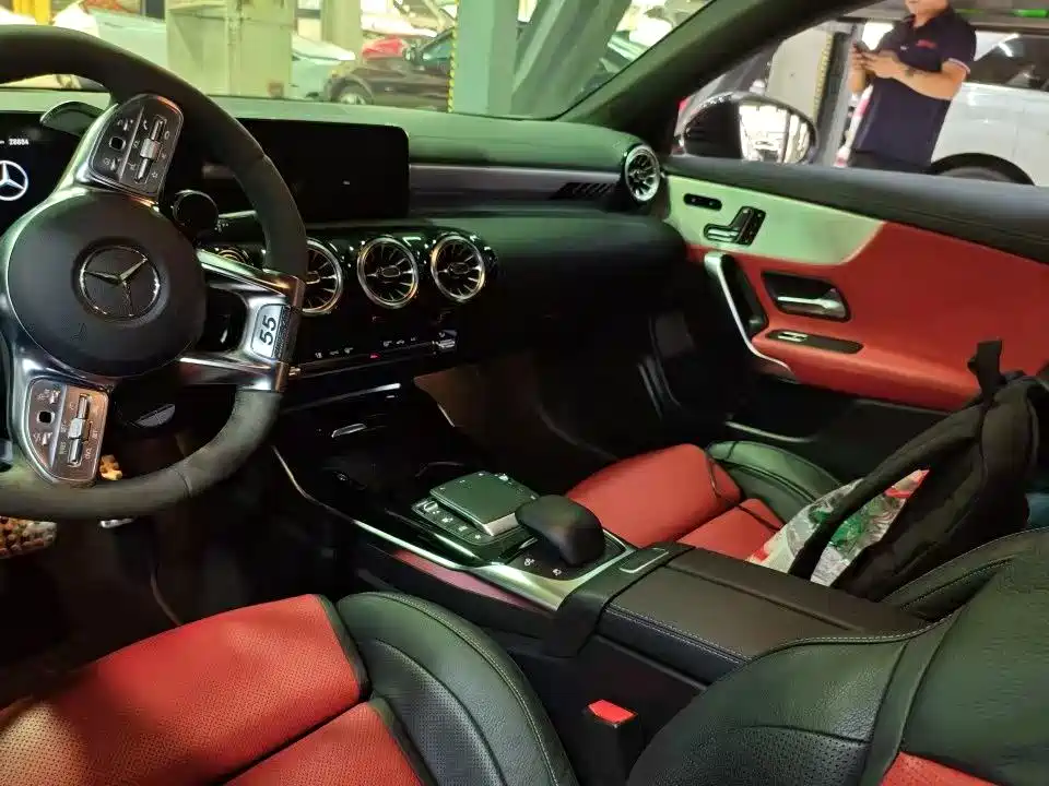 Mercedes-Benz CLA AMG — миниатюра 2