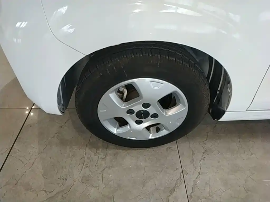 Roewe Clever — миниатюра 23