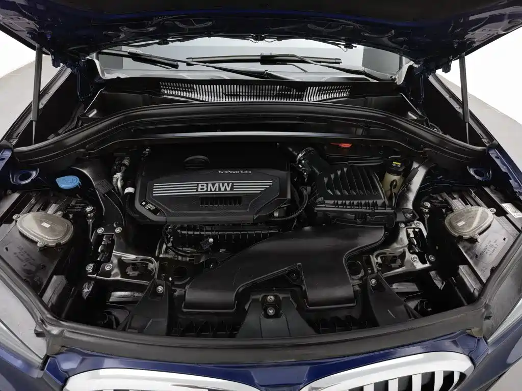 BMW X1 — миниатюра 6