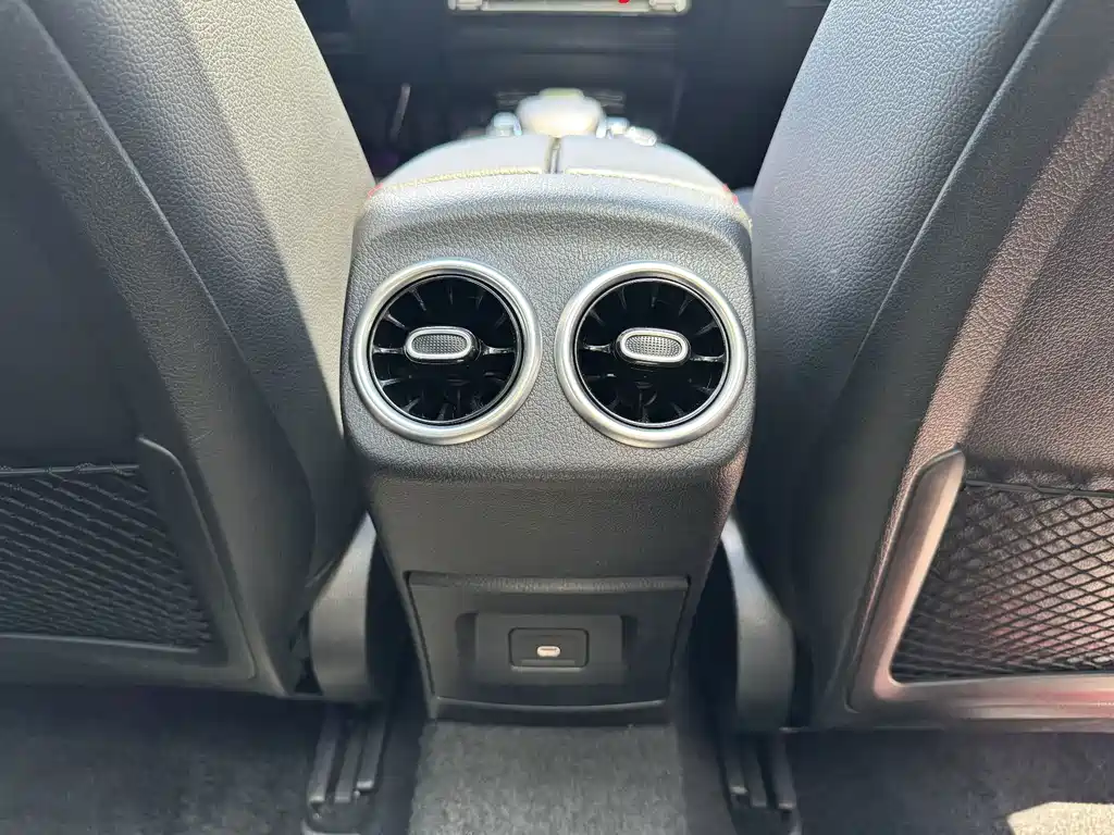 Mercedes-Benz A-Class — миниатюра 18