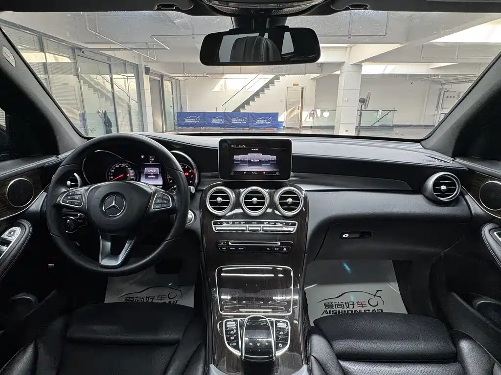 Mercedes-Benz GLC — миниатюра 9