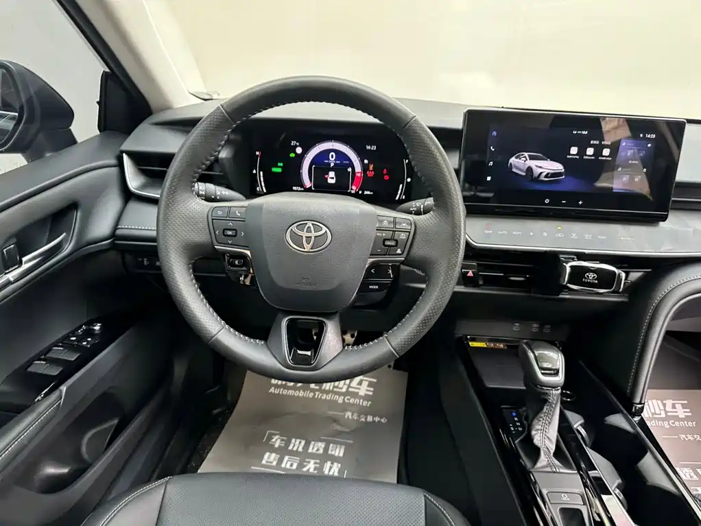 Toyota Camry 2026 2.0HSE Sport Lite