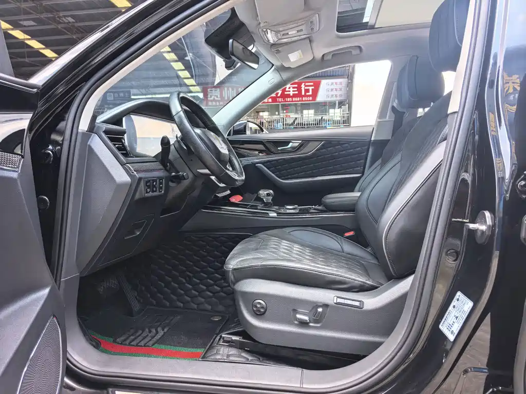 Hongqi HS5 2.0T Connected Flagship Leader Edition, фото 4