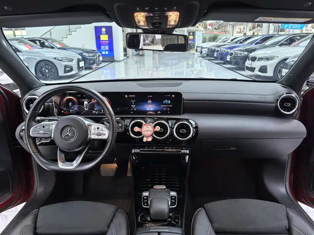 MERCEDES-BENZ A CLASS