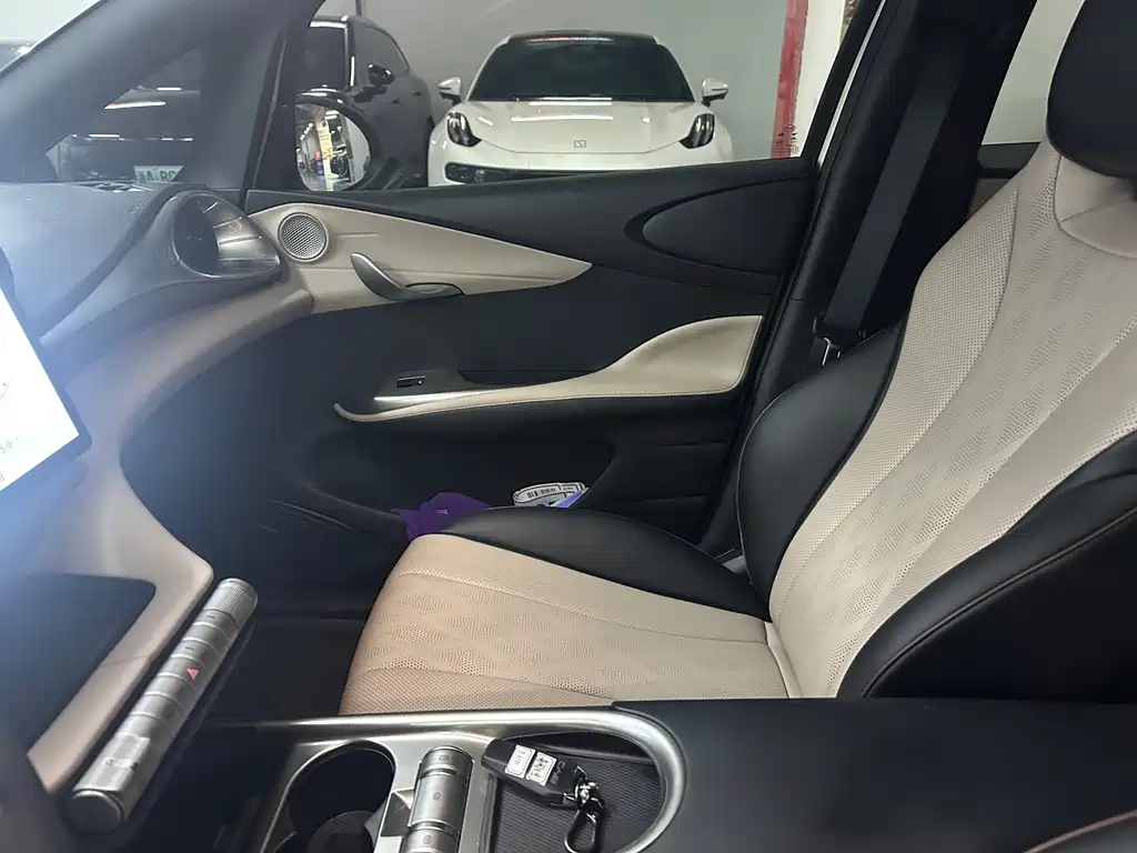 BYD Dolphin — миниатюра 8