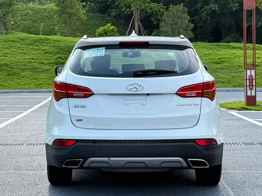 Hyundai Santa Fe — миниатюра 12