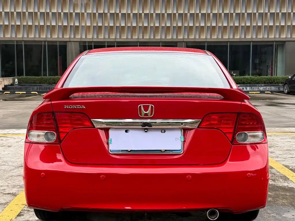 Honda Civic — миниатюра 8