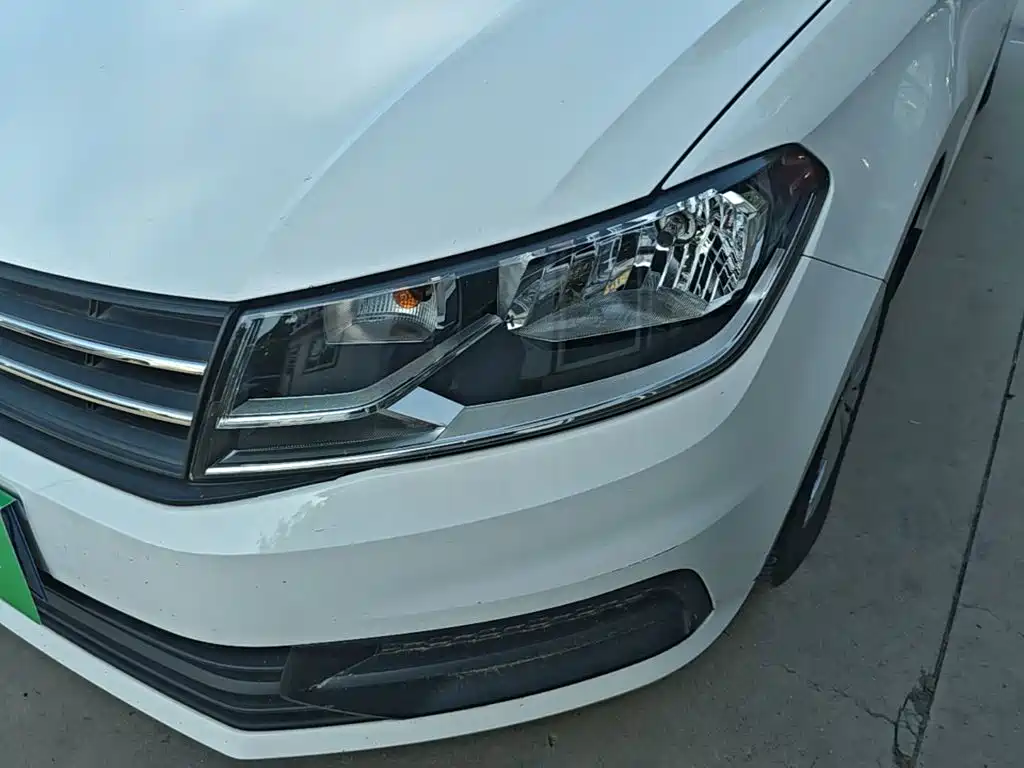 Volkswagen Santana — миниатюра 24