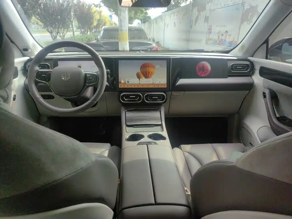 Leapmotor Leapmotor C11 — миниатюра 10