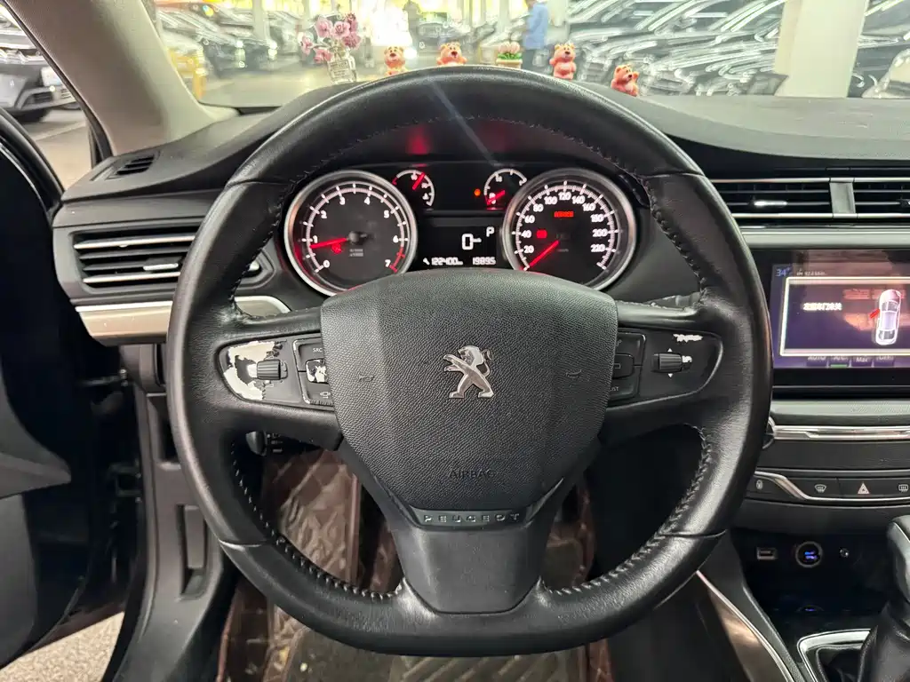 Peugeot 408 — миниатюра 13