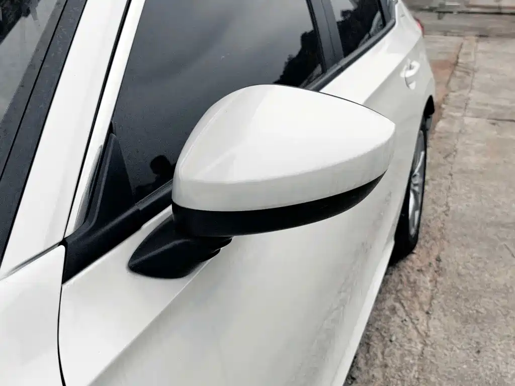 Honda Civic — миниатюра 12