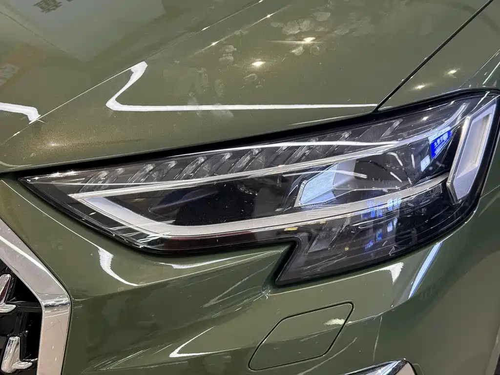 Audi A8 — миниатюра 2